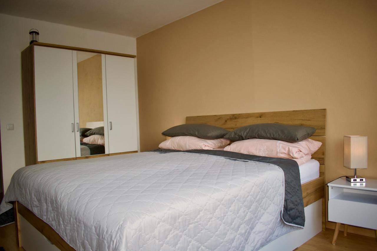 Appartement Mit Herrlicher Aussicht Uebers Murgtal Baiersbronn Exteriör bild